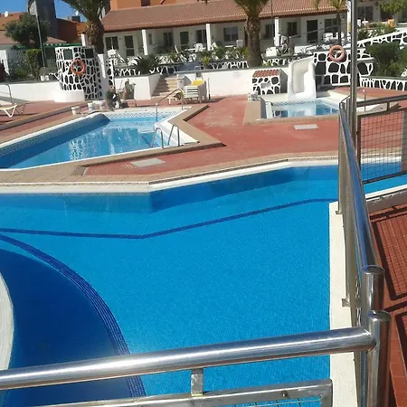 Apartment Robles Verdes