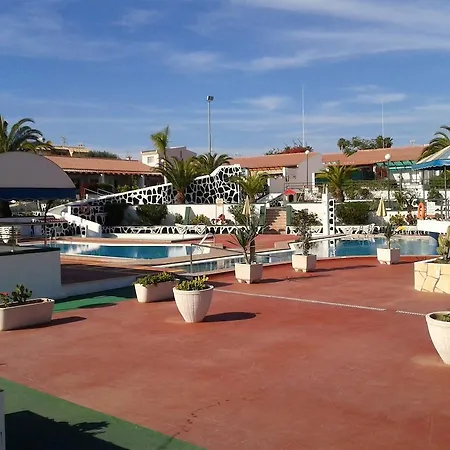 Apartment Robles Verdes *
